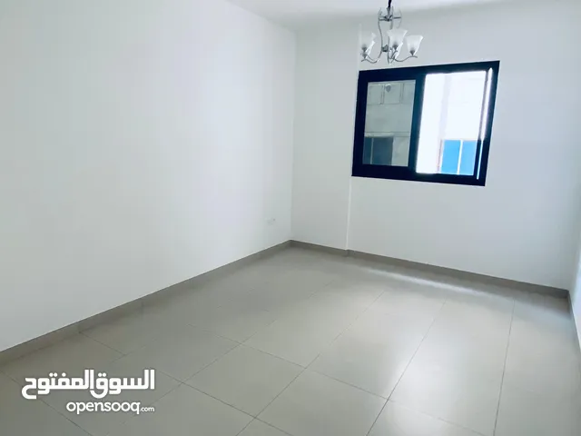 للإيجار السنوي في عجمان – غرفة وصالة أول ساكن تاور جديد مباشرة على شارع الاتحاد
