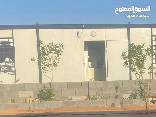تريله او حاوية متنقلة غير مجرورة