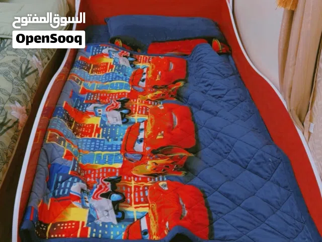 Homebox Kids Racing Car Bed – Excellent Condition