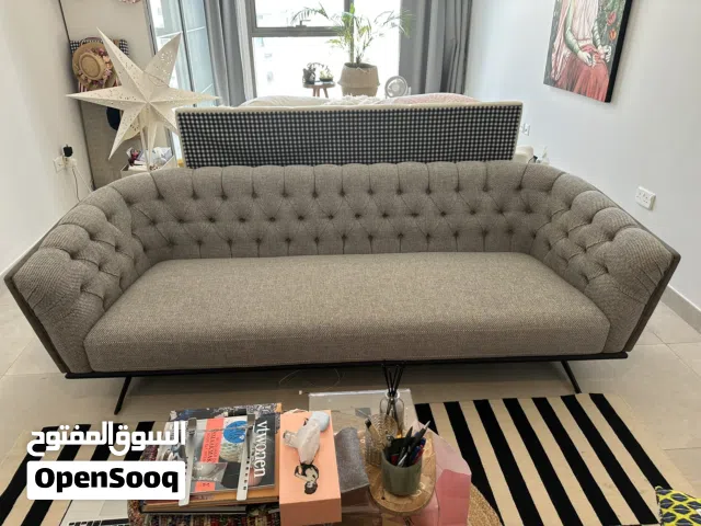 Large chesterfield Couch immaculate condition tweed textile