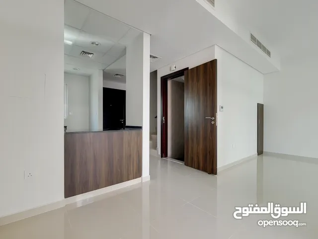 167 m2 3 Bedrooms Villa for Sale in Al Riyadh Al Izdihar