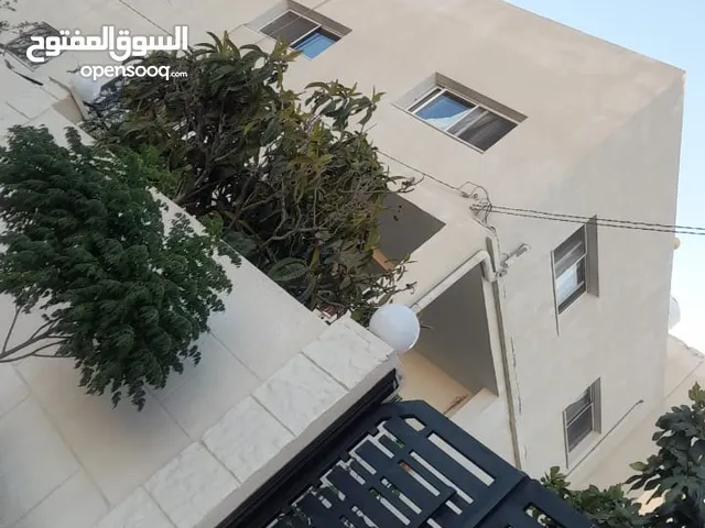 بيت مستقل للبيع