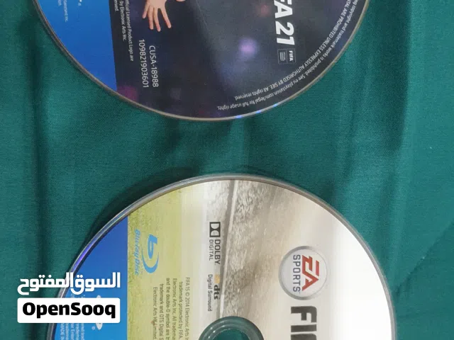 سيدي بلايستيشن فور فيفا 21 و15 ب 30 دينار وقابل للتفاوض