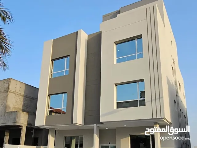 3 Floors Building for Sale in Central Governorate Tubli