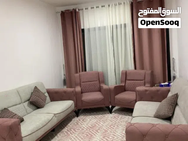 كنب للبيع بحاله جيده