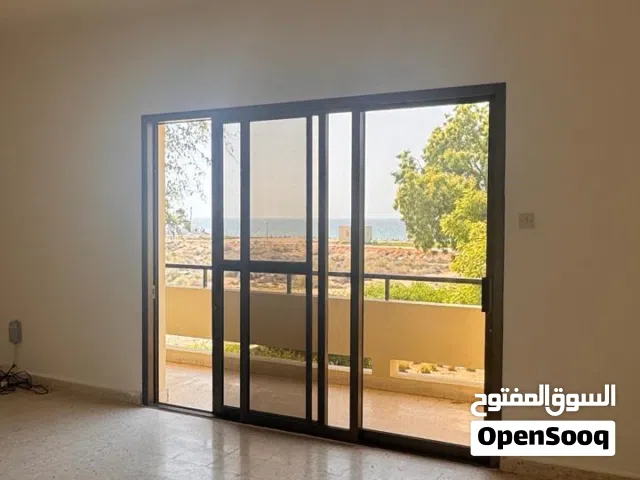 250 m2 3 Bedrooms Villa for Rent in Muscat Qurm