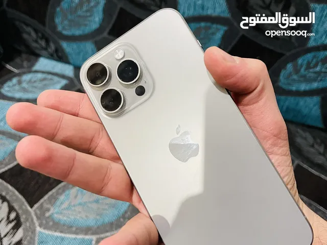 ايفون 15 برو ماكس لون تيتانيوم