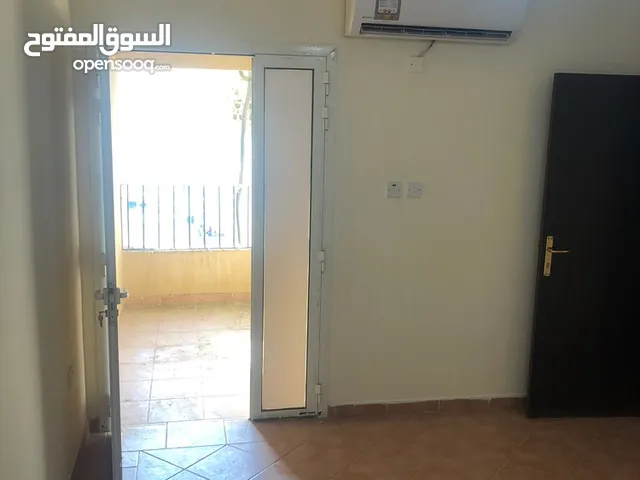 للايجار شقق في بين محمود 3 غرف وغرفتين
