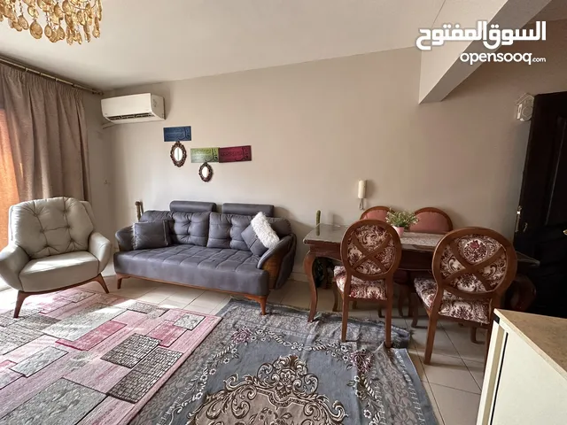 70 m2 2 Bedrooms Apartments for Rent in Giza Sheikh Zayed