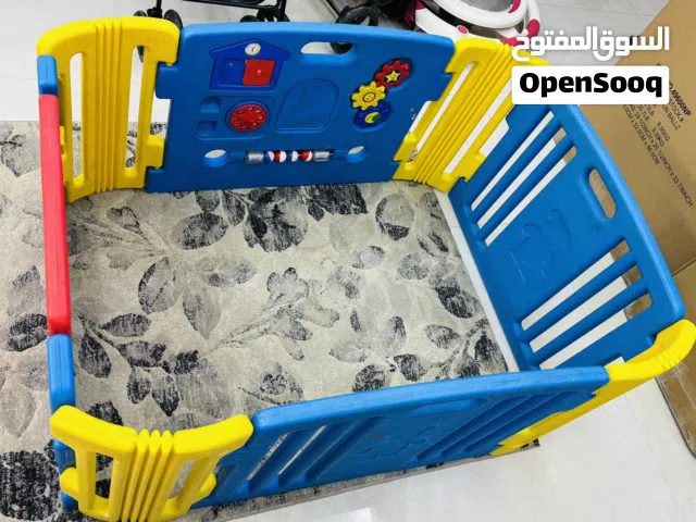 للبيع بيت ألعاب
