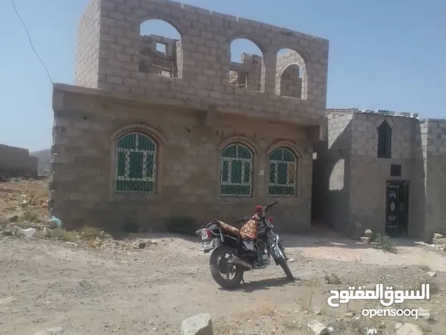 بيت للبسع لبنتين ع مدخل 5 متر حر 12 المليون و500 الف ريال