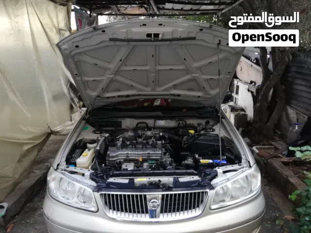 2006 نيسان صني SL