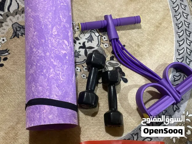 معدات رياضية للبيع