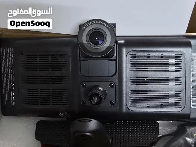 apply car play ....dash cam