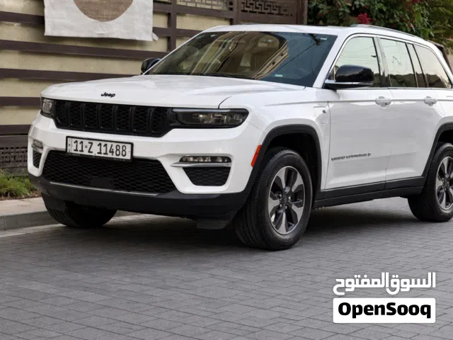 2024 جيب جراند شيروكى Limited