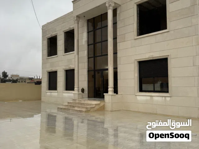 1000 m2 5 Bedrooms Villa for Sale in Amman Naour