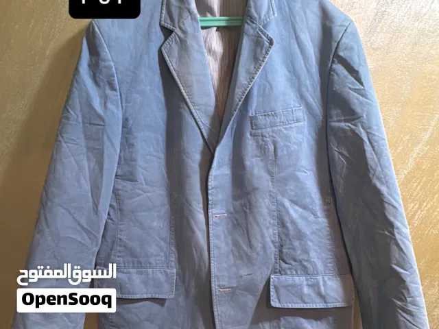 بليزرات رجالية مقاس 38 و 48 و 52