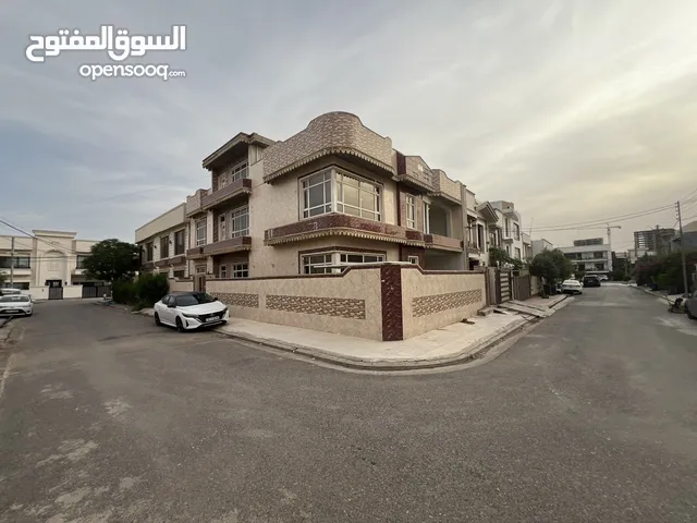 بیت للبیع في حي 32بارك (سربستي)