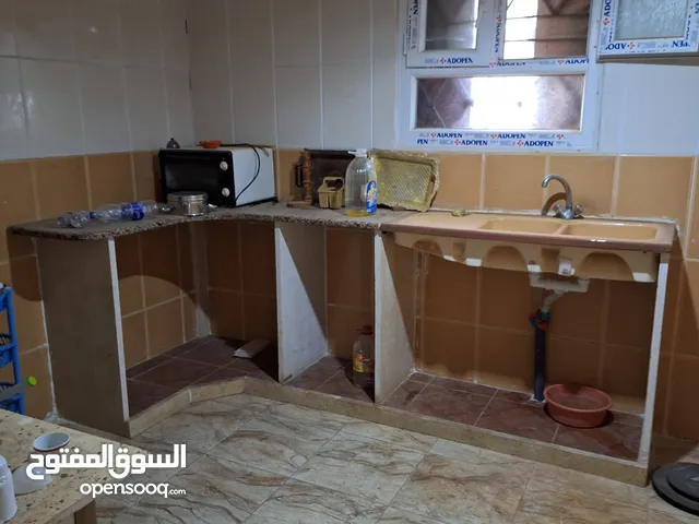 130 m2 3 Bedrooms Townhouse for Rent in Tripoli Tajura