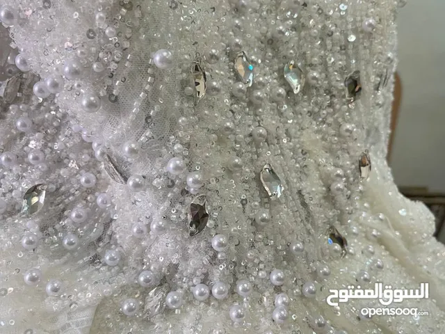 فستان عرس للبيع قابل للتفاوض