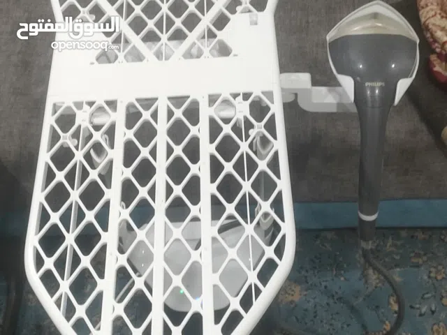 مكوه بخار فلبس حديثه 2400 وط بحاله ممتازه