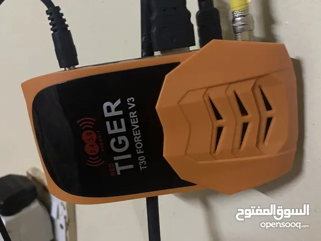 رسيفر +مقوي شبكه رسيفر فيه مباريات وافلام فيه اشتراك لمدته10سنين