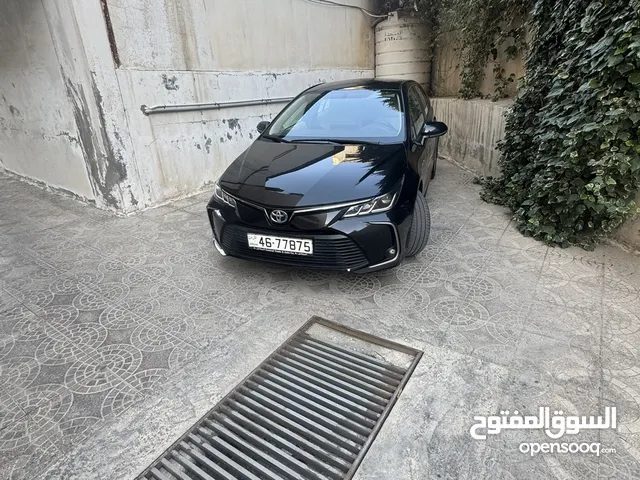 تويوتا كورولا 2022 مالك اول وارد الوكاله صيانه الوكاله فحص كامل لم تعمل تطبيقات او سياحي مرفق الفحص