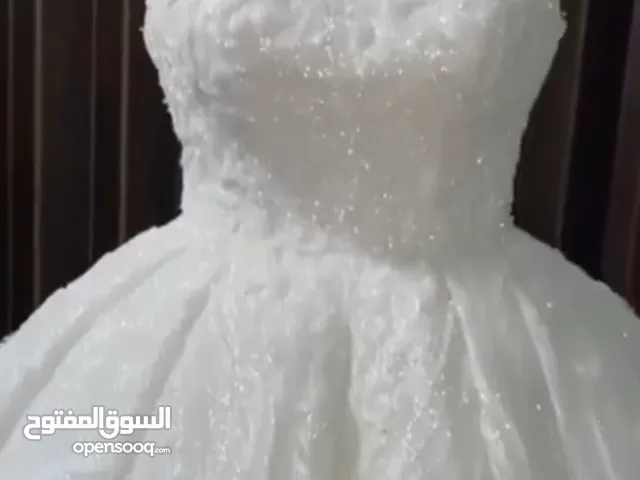 Weddings and Engagements Dresses in Salt