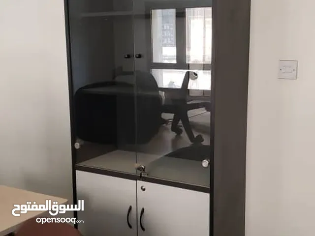 اثاث مكتبي