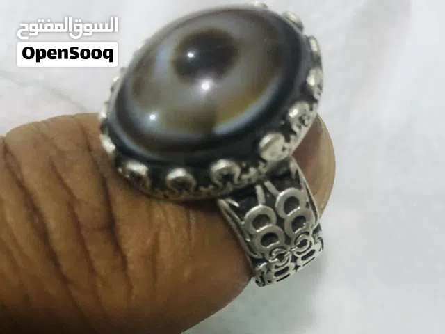 خاتم قديم  جدا راقي معروف