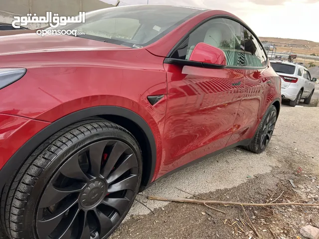 Tesla Y 2022 Performance فحص كامل اعلى صنف حرة يصلح اعفاء جمركي