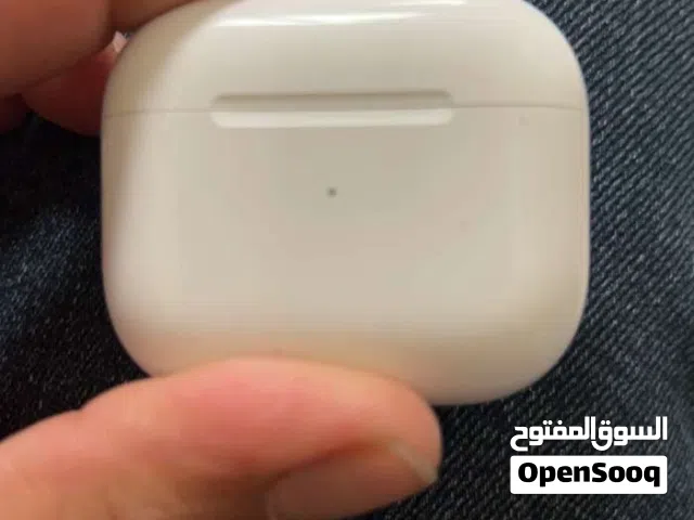 ايربود 3بدون ربر جديده نضافه 90%