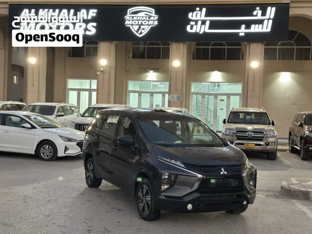 2022 ميتسوبيشي اكسباندر كروس