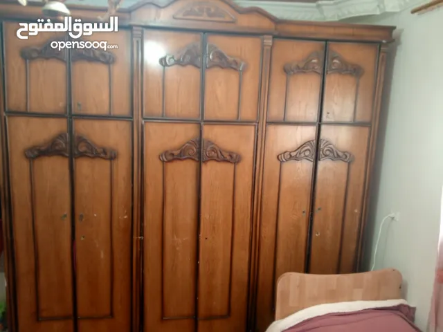 اثاث غرفة نوم مستعمل للبيع