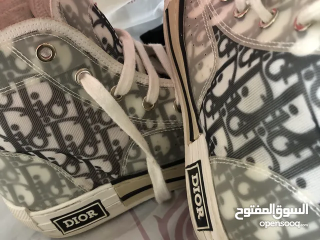 Grey Comfort Shoes in Sharjah