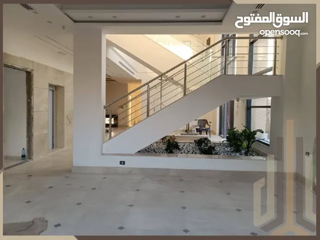 1250 m2 5 Bedrooms Villa for Sale in Amman Dabouq