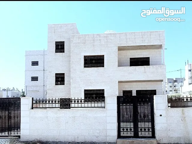 170 m2 4 Bedrooms Townhouse for Rent in Zarqa Shomer