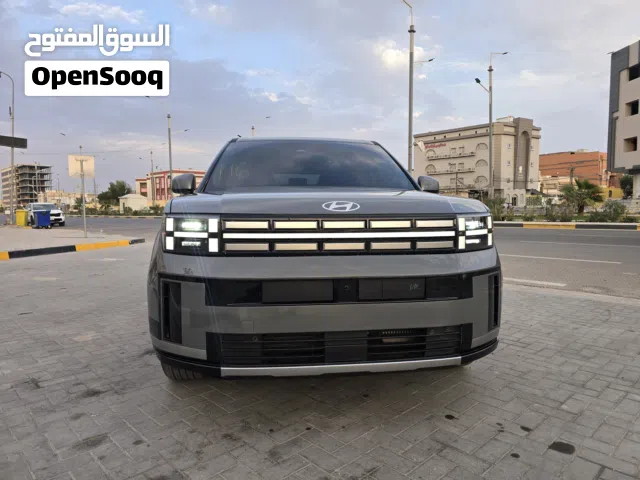 Used Hyundai Santa Fe in Basra