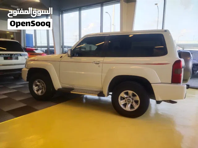 Nissan safari (automatic)  Model -2022 Km-78000 Price-166000