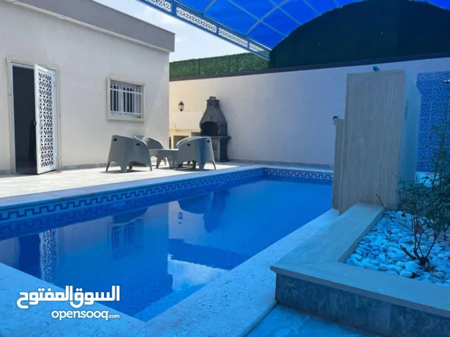 صالة للايجار النوفليين على الرئيسي دورين