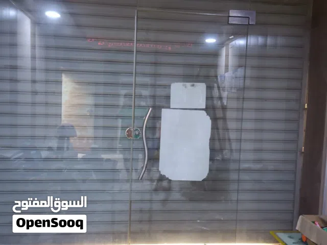 باب جام مال محل مع ايطار مكيف مع ثريات عدد 6 مع جزامه