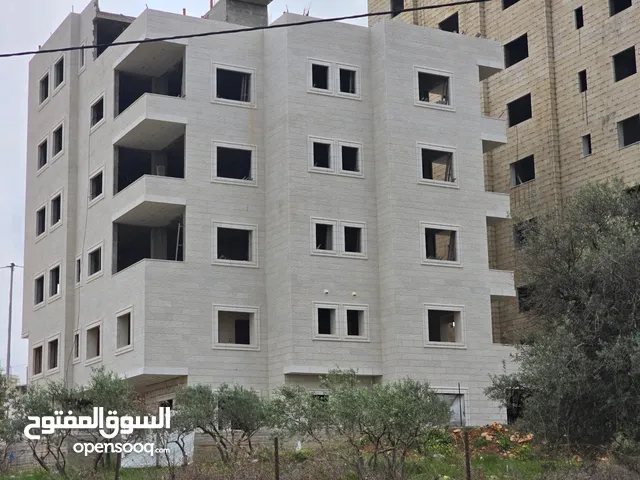 طابق كامل بمساحة 300 م العرض ل مؤسسات اجنبية او عربية يمكن الاتفاق على تفاصيل المشروع بدقة لاحقا