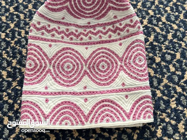 كمه  وخياطة ع يد عمانية نص نجوم مقاس 11 وربع