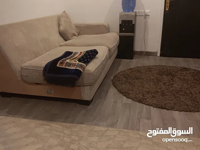 ايجار من شهر 9الي شهر 11