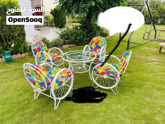 ميز وكراسي حديقة