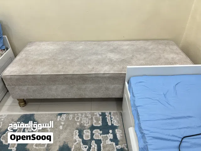 سبوند ينفع سرير او كنبة الي تبيه مفصله بالضجيج إسفنج البغلي