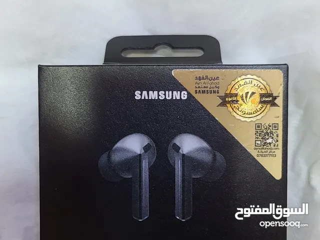 سماعات بعتهن بي ضمان سخدام قليل