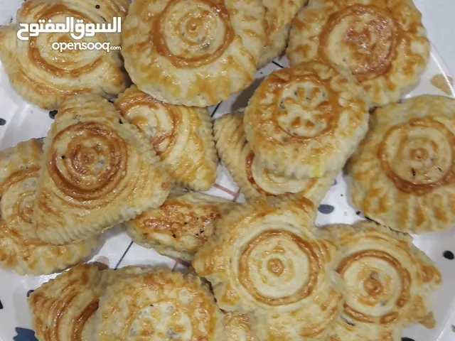 كليجة جوز عين الجمل وجوز مبروش وحشوة التمر