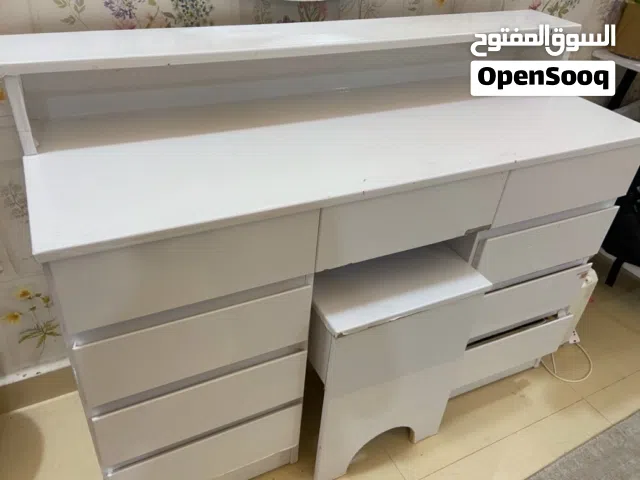 Dresser+chair for selling
