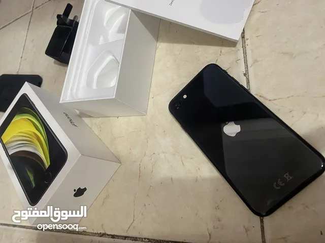 Apple iPhone SE 2 128 GB in Kuwait City